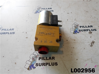 Vickers DTS-20033 Manifold with 300AA0081A Coil