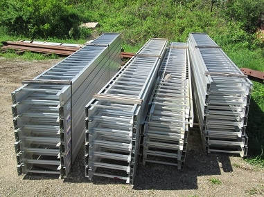 24 foot 24" wide cable trays 09-4F13-0024-24
