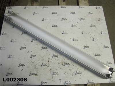 4'  T12 Fluorescent Light Fixture