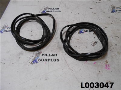 NAPA (pack of 2) Valve Cover Gaskets VS39800
