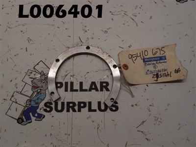 Bearing Retainer 2622B48H01. ID: 121mm.