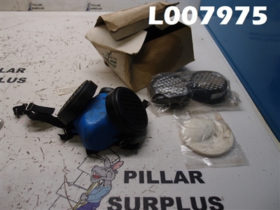 SELLSTROM MFG. CO. PAINT SPRAY RESPIRATOR NO. 315-G100-F102