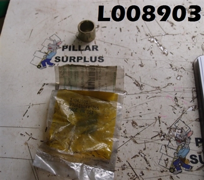 JOHN DEERE SPACER U42501
