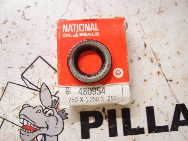National 480954 Oil Seal 
