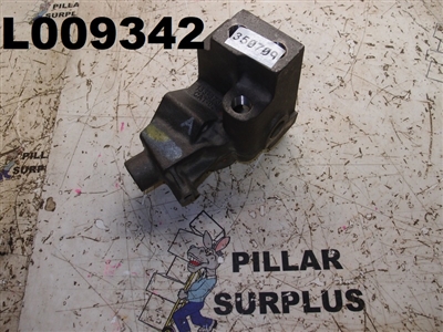 CAT CATERPILLAR WATER REGULATOR HOUSING 133-3730
