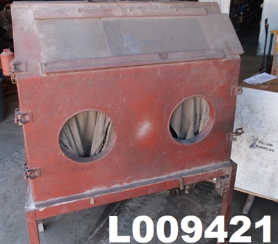 ABRASIVE BLAST CABINET/SAND BLASTER