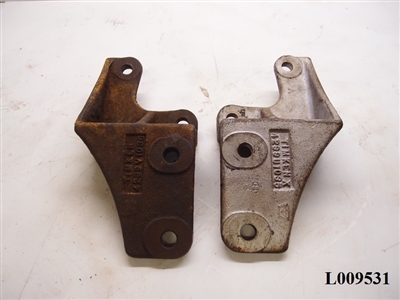 TIMKEN / ROCKWELL-MERITOR BRACKETS 4299V1036 / 4299U1035 (SET OF 2)