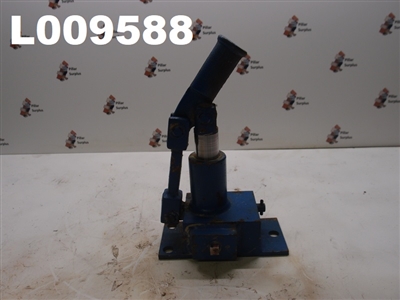 STAR HYDRAULICS HAND OPERATED HYDRAULIC PUMP P4A-LR