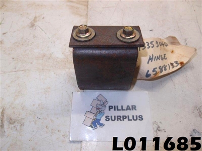 Bobcat Hinge 6588133