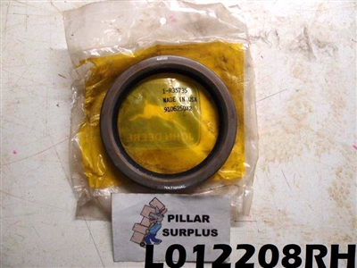 John Deere Oil Seal R35735