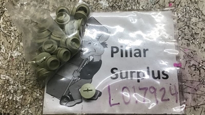 Mencom Gray Plastic Blanking Plug CRB-M25PA (lot of 37) M25